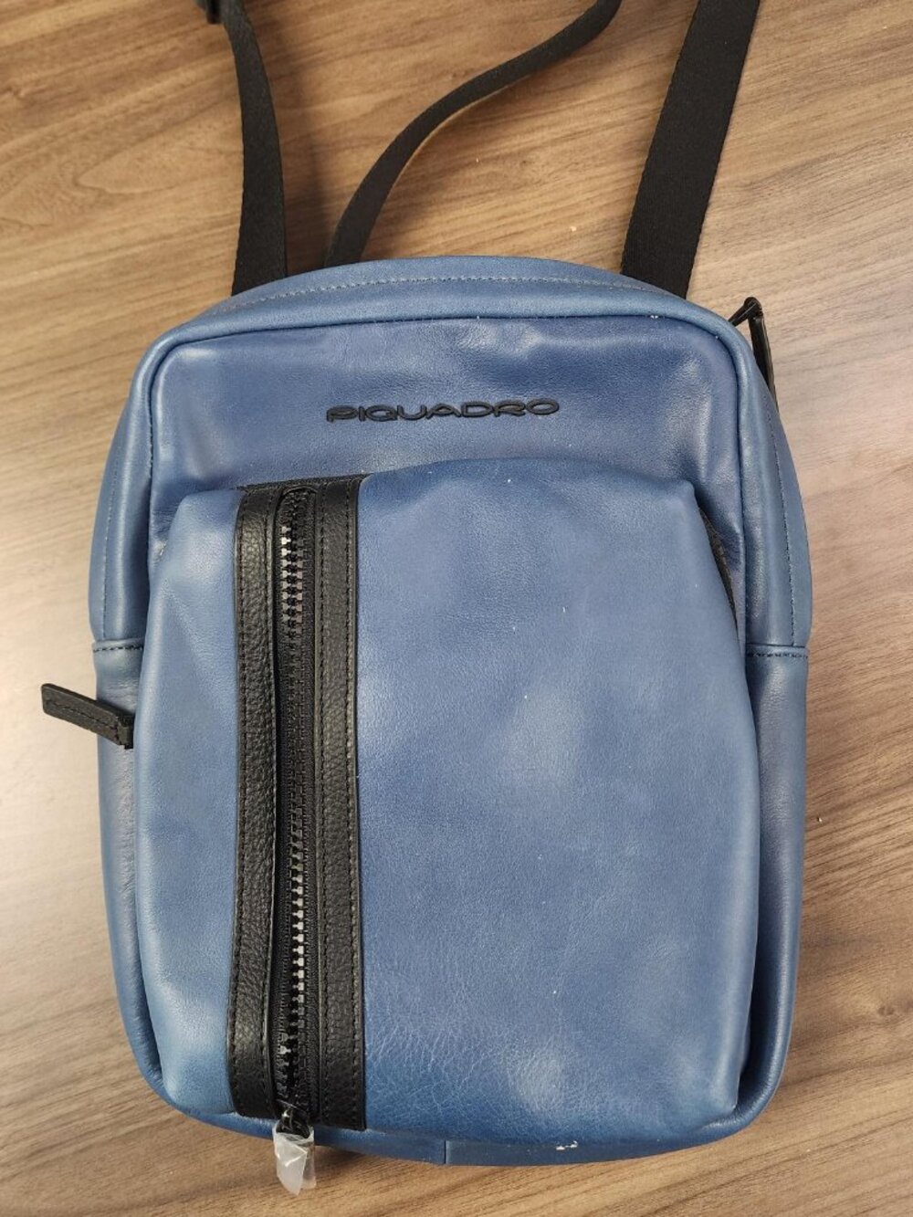 Piquadro blue leather bag